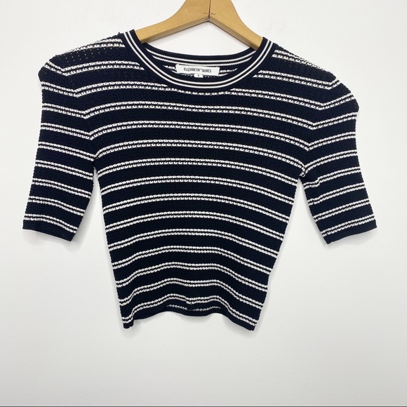 Elizabeth and James Tops - Elizabeth and James black white striped crop top knit
Size small